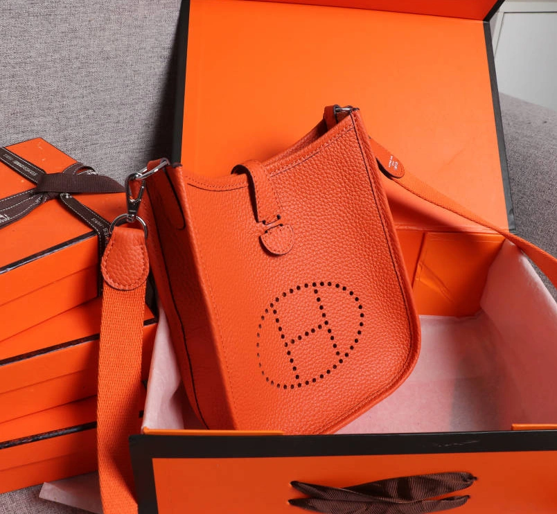 Hermes AAA Quality Messenger Bags For Women Elegant 5638