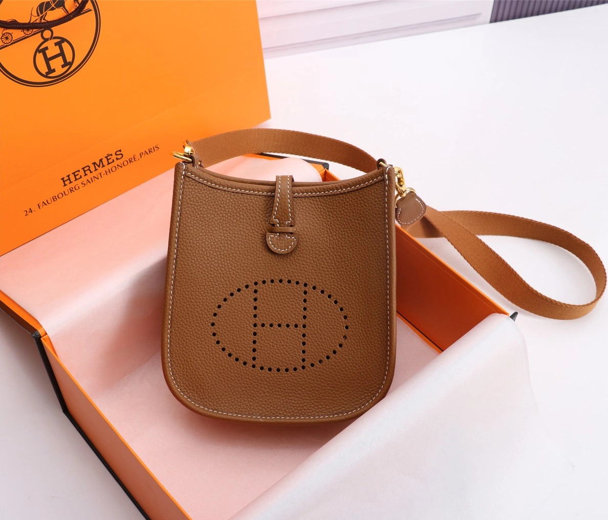 Hermes AAA Quality Messenger Bags For Women Flexible 1201