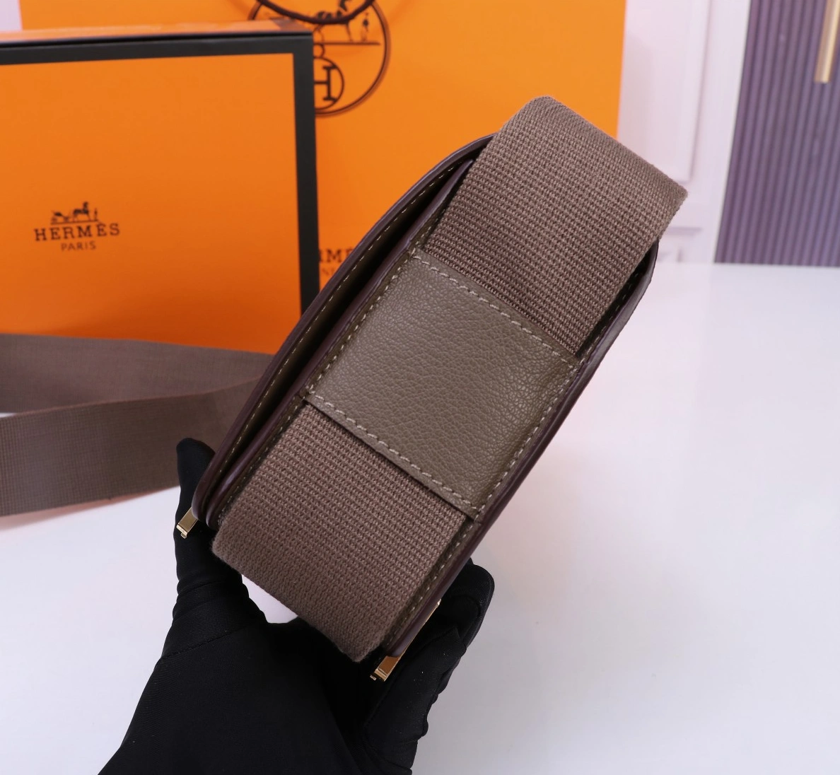 Hermes AAA Quality Messenger Bags For Women HighQuality 1010