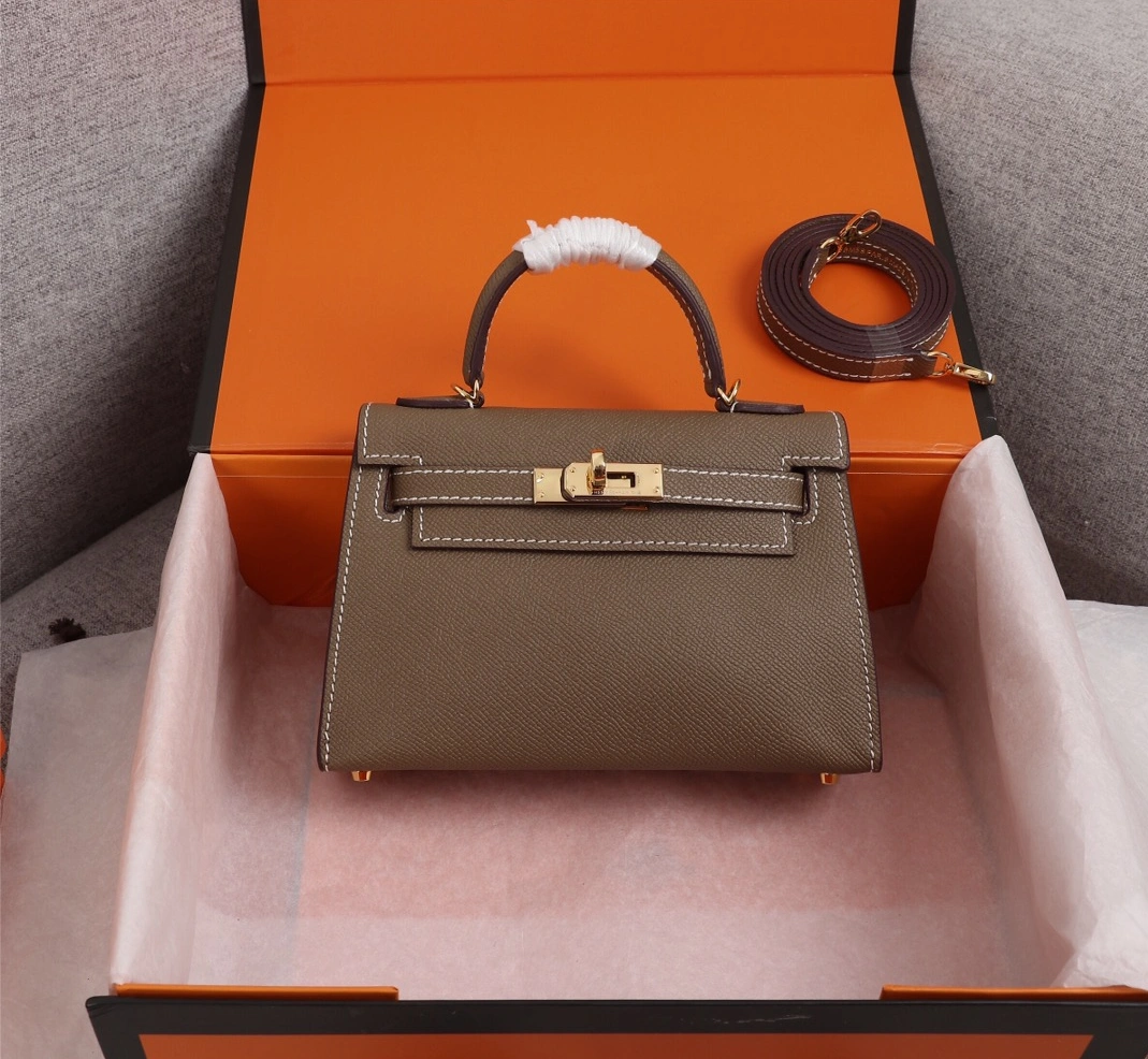 Hermes AAA Quality Messenger Bags For Women Minimalist 524