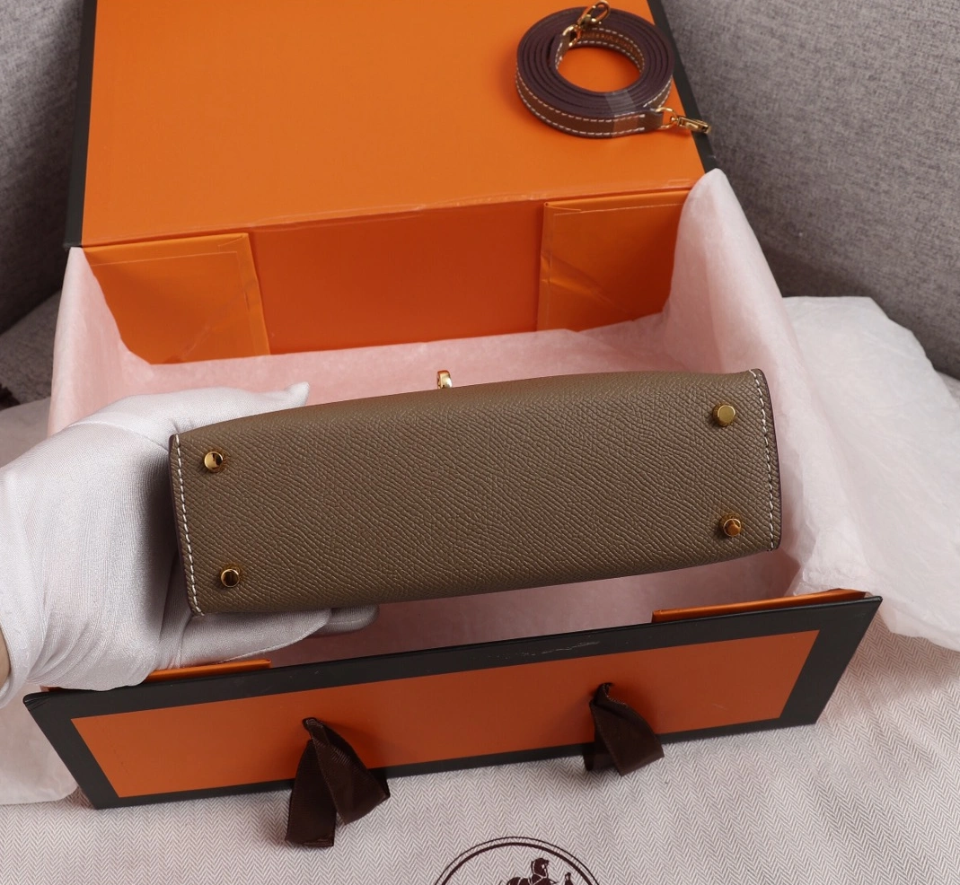 Hermes AAA Quality Messenger Bags For Women Minimalist 524