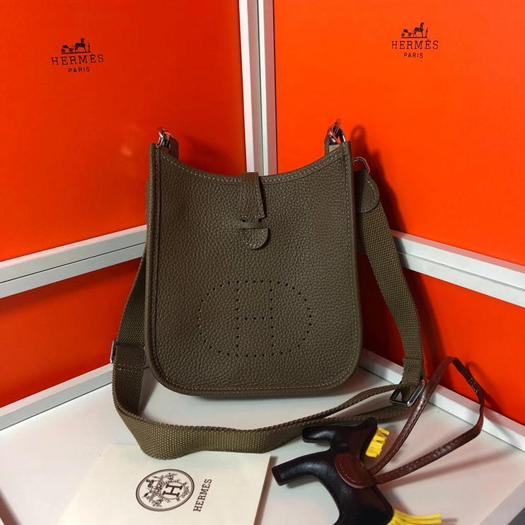 Hermes AAA Quality Messenger Bags For Women Minimalist 8640