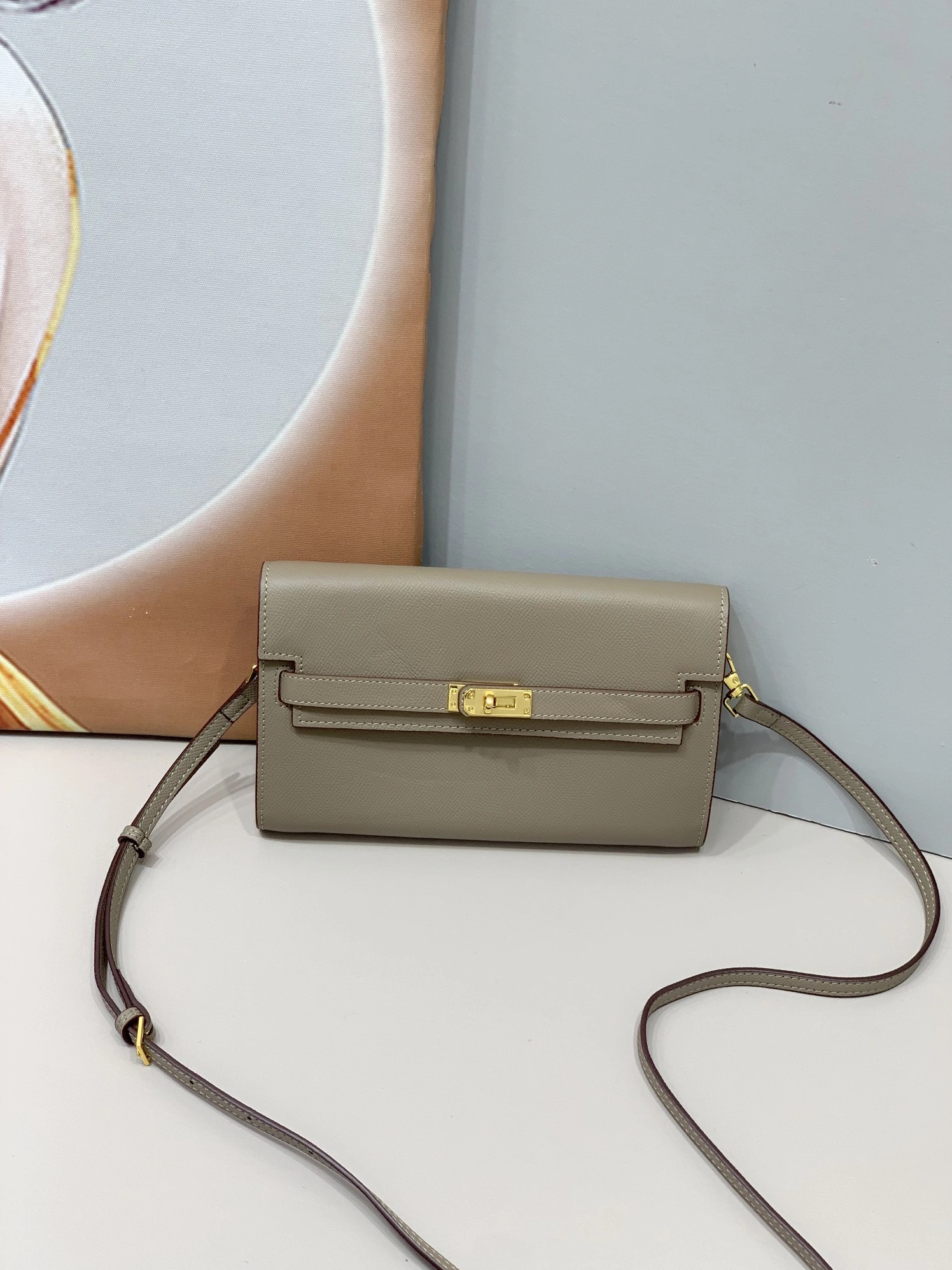 Hermes AAA Quality Messenger Bags For Women Modern 5504