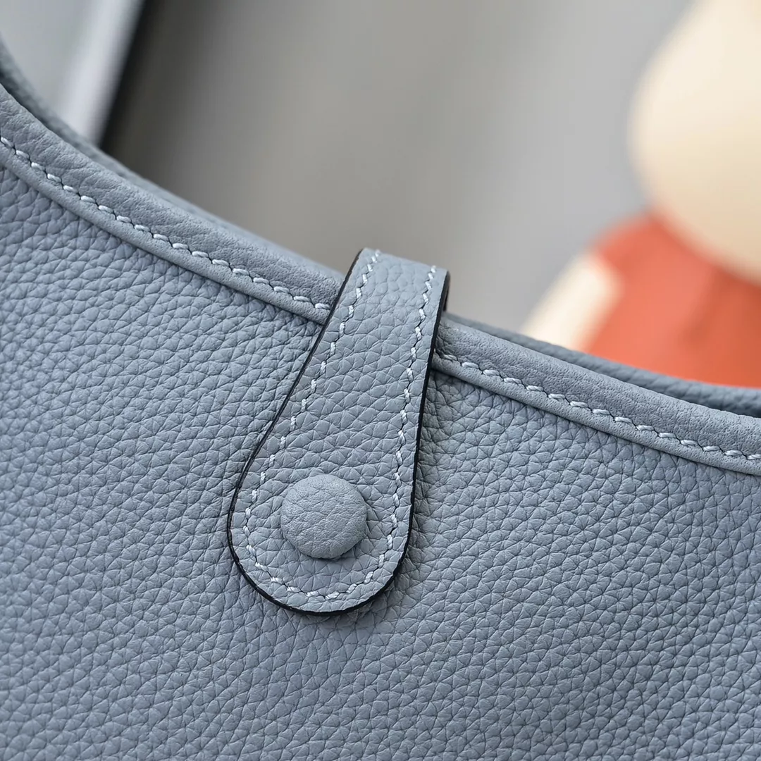Hermes AAA Quality Messenger Bags For Women NewStyle 8906