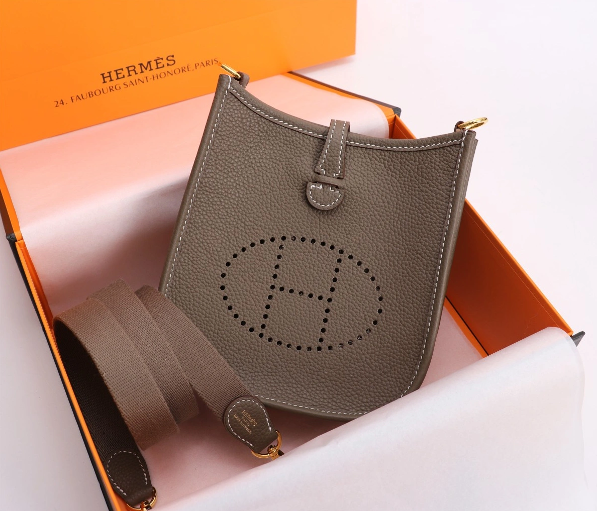 Hermes AAA Quality Messenger Bags For Women Popular 3356