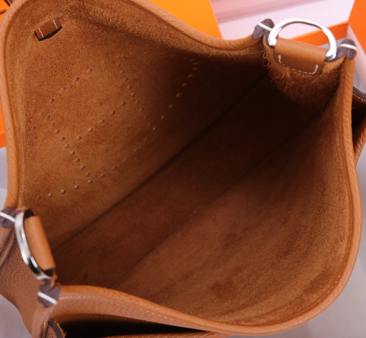 Hermes AAA Quality Messenger Bags For Women Practical 7069