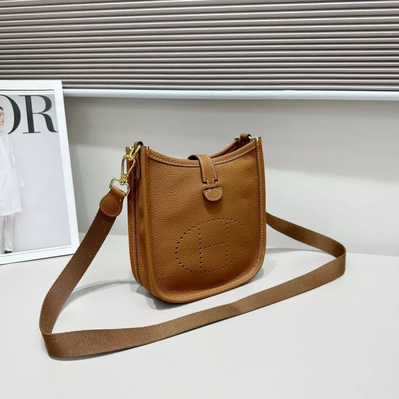Hermes AAA Quality Messenger Bags For Women Refined 6463
