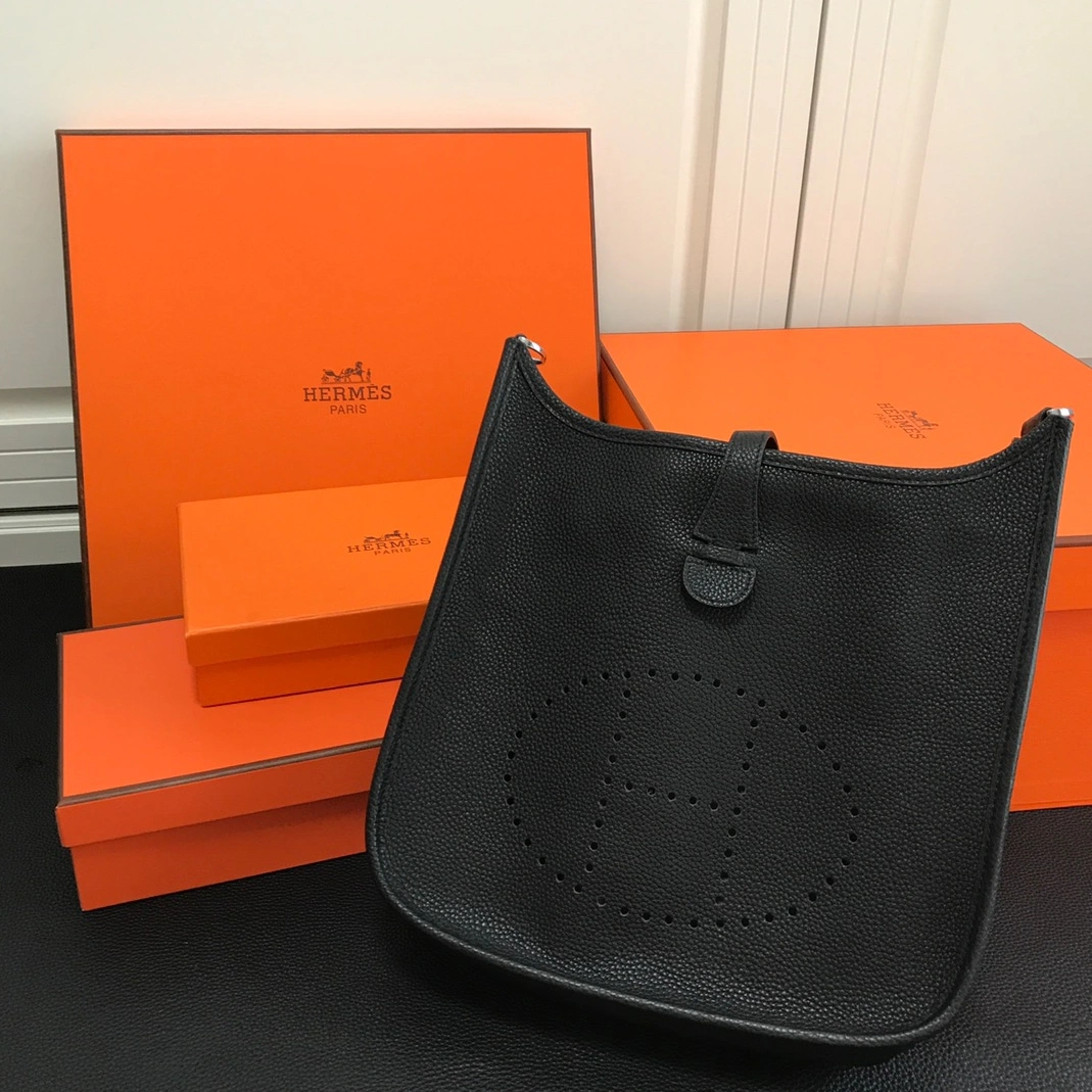 Hermes AAA Quality Messenger Bags For Women Reliable 6182