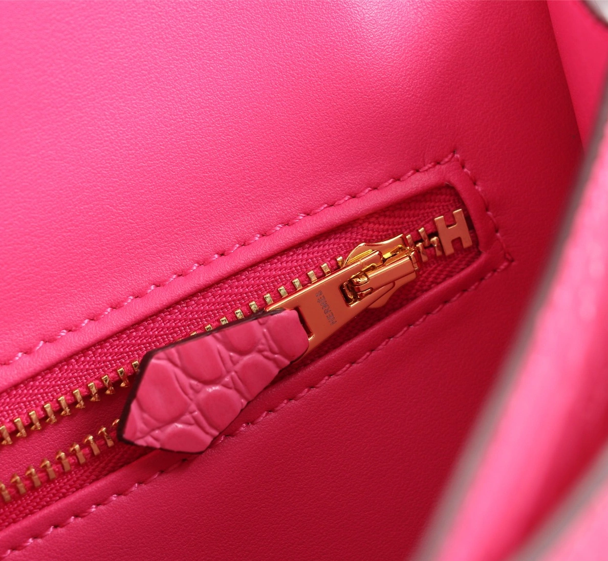 Hermes AAA Quality Messenger Bags For Women Reliable 9144