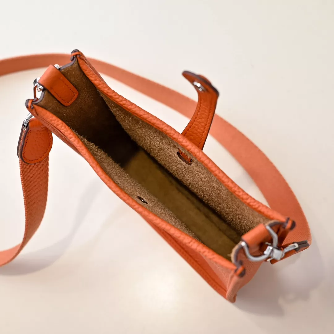 Hermes AAA Quality Messenger Bags For Women Resilient 2062