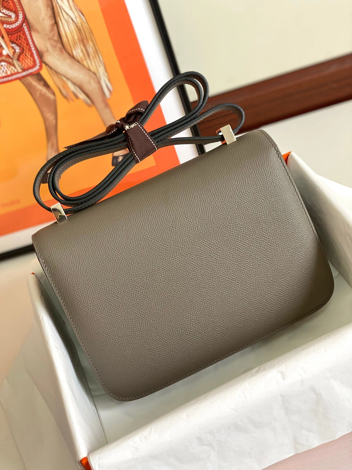 Hermes AAA Quality Messenger Bags For Women Sleek 6690