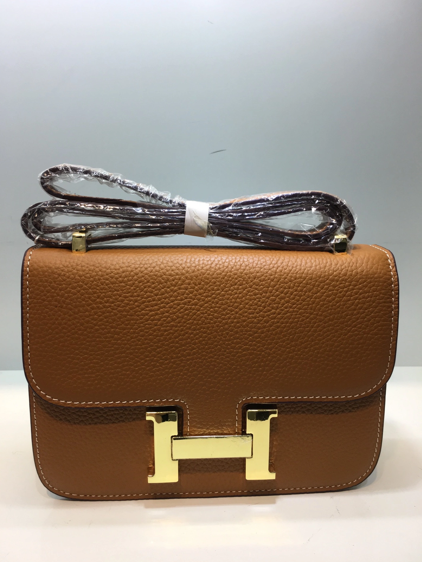 Hermes AAA Quality Messenger Bags For Women Sleek 9890