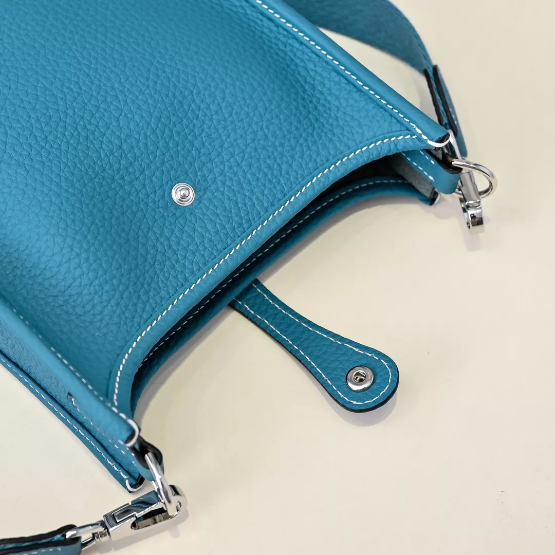 Hermes AAA Quality Messenger Bags For Women SmartChoice 7433