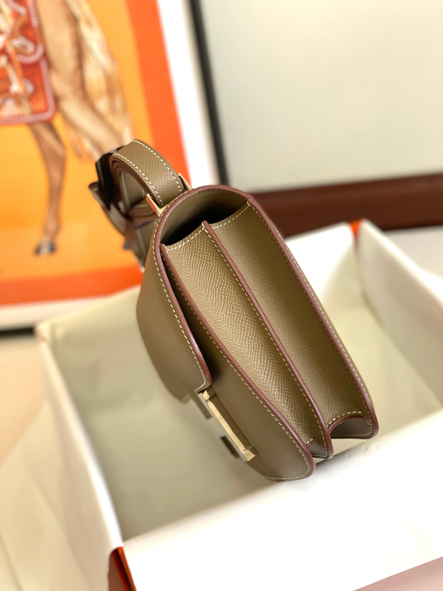 Hermes AAA Quality Messenger Bags For Women Sophisticated 1563