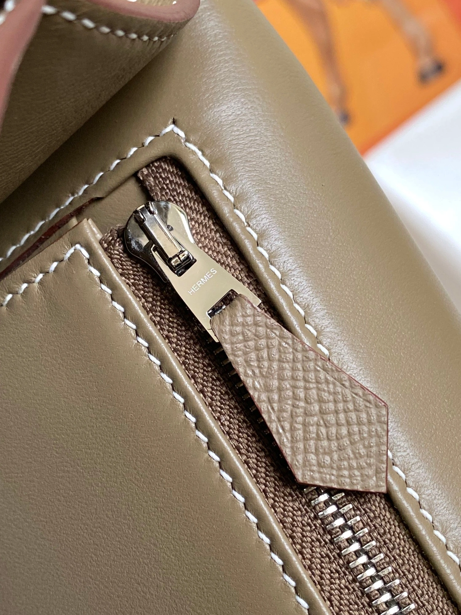 Hermes AAA Quality Messenger Bags For Women Sophisticated 1563