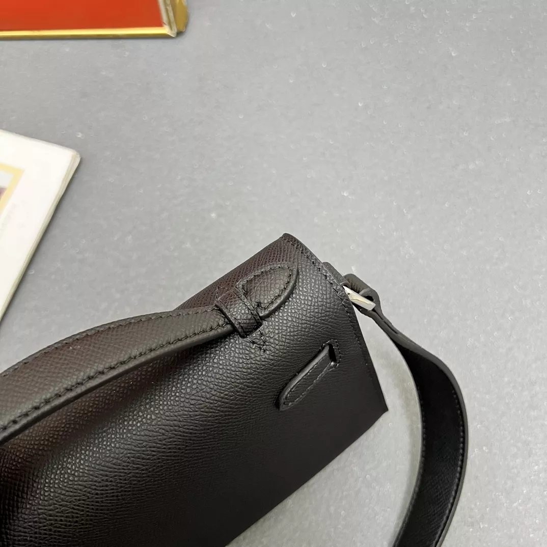 Hermes AAA Quality Messenger Bags For Women Trendsetting 8529