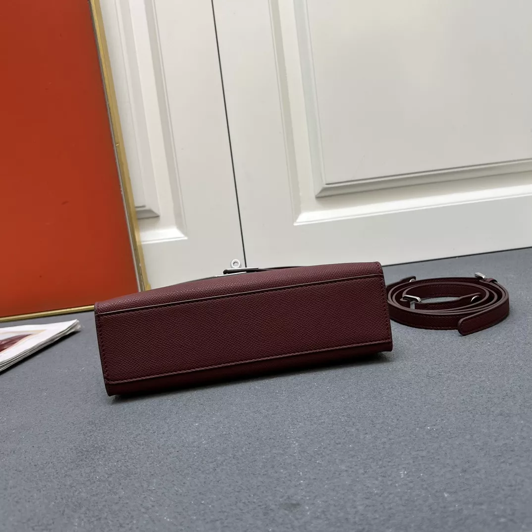 Hermes AAA Quality Messenger Bags For Women Unique 7400