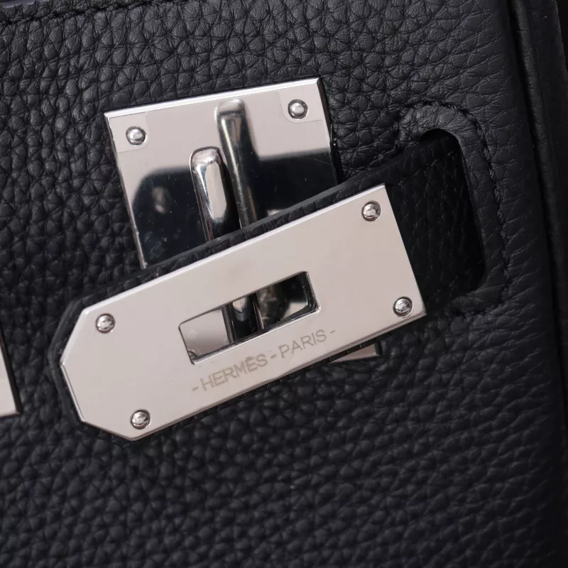 Hermes AAA Quality Messenger Bags In Black For Unisex SportInspired 627
