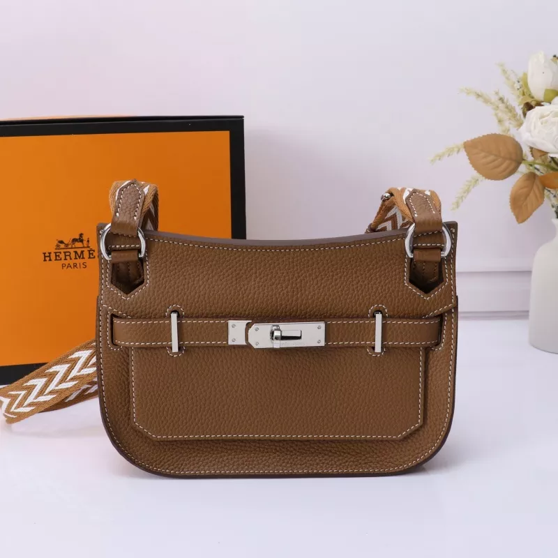 Hermes AAA Quality Messenger Bags In Brown For Unisex Soft 5692