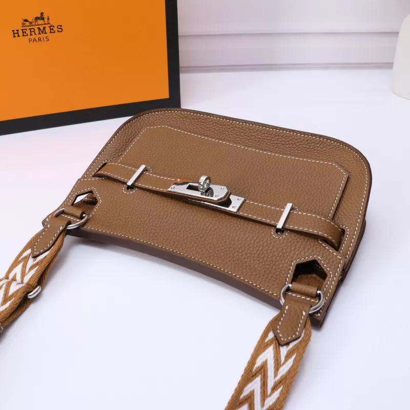 Hermes AAA Quality Messenger Bags In Brown For Unisex Soft 5692