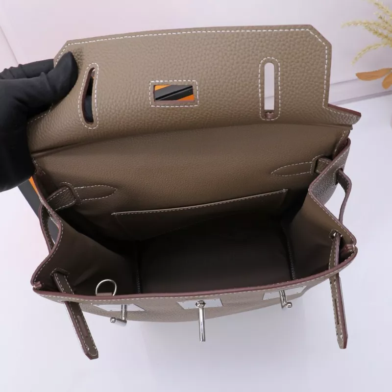 Hermes AAA Quality Messenger Bags In Coffee For Unisex Bold 2121