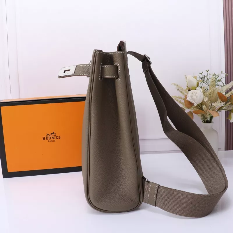 Hermes AAA Quality Messenger Bags In Coffee For Unisex Bold 2121