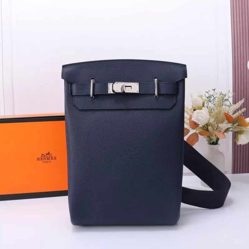 Hermes AAA Quality Messenger Bags In Navy For Unisex Trendsetting 2200
