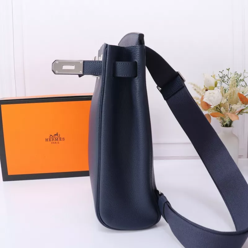 Hermes AAA Quality Messenger Bags In Navy For Unisex Trendsetting 2200