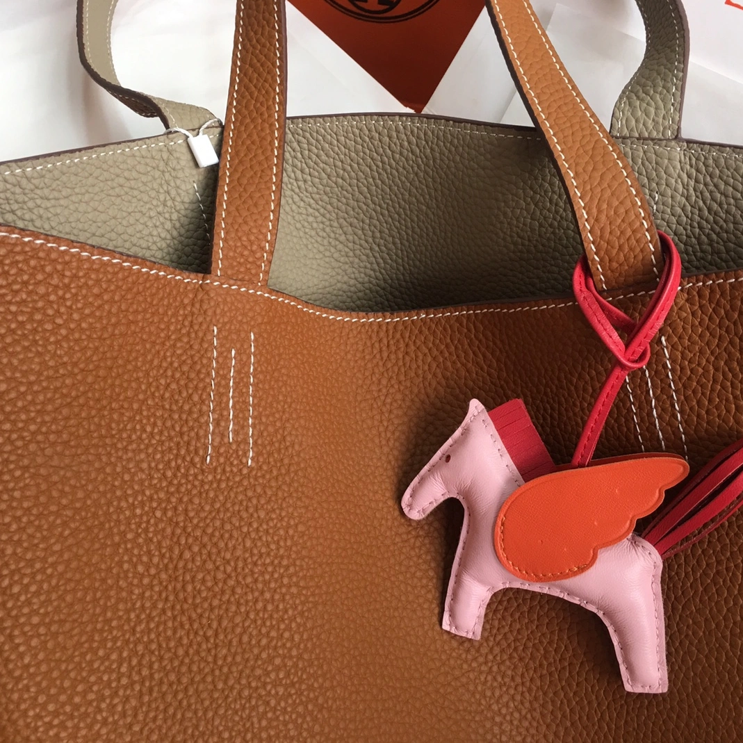 Hermes AAA Quality Shoulder Bags For Women AllSeason 7076