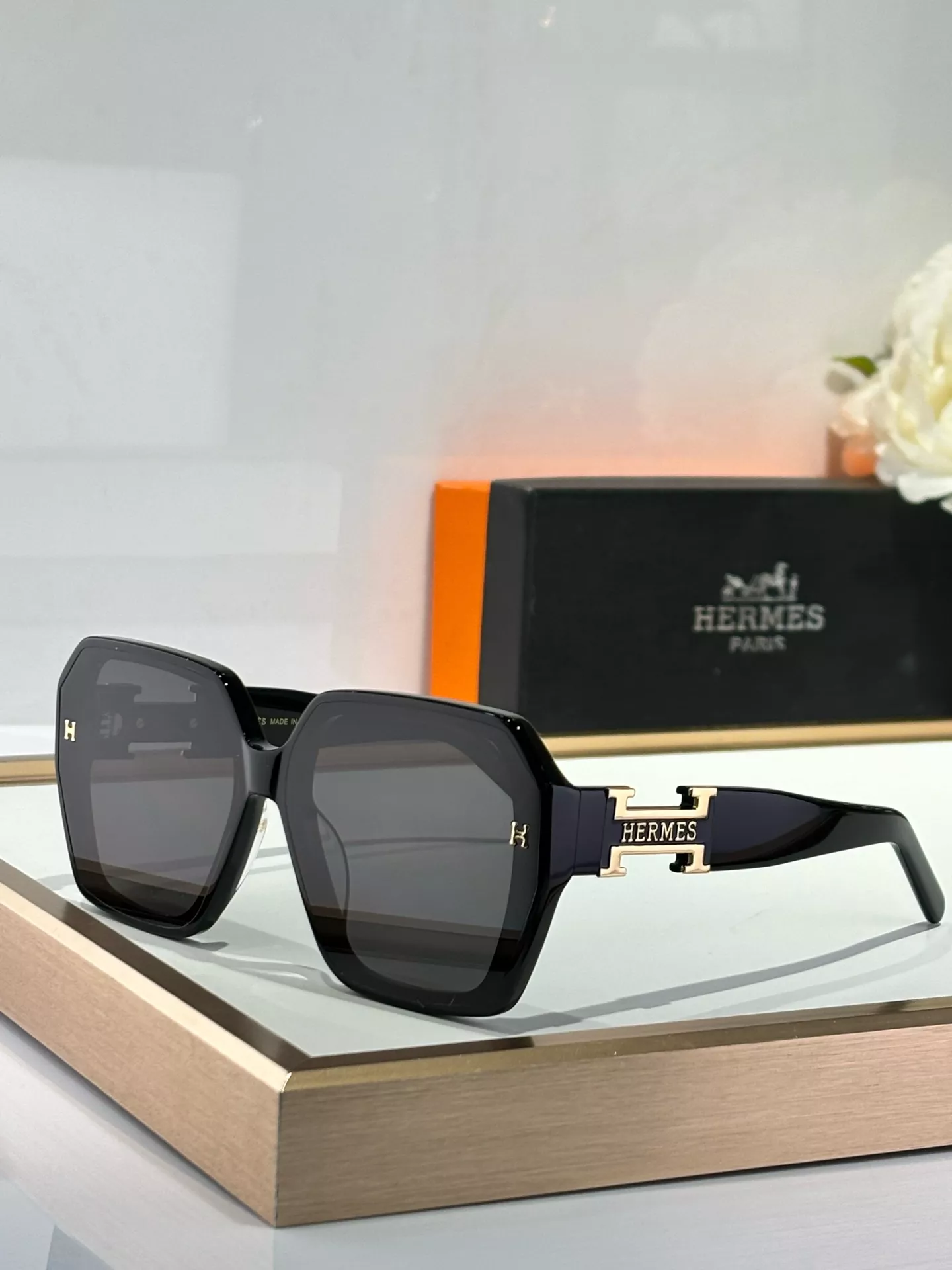 Hermes AAA Quality Sunglasses Versatile 8164
