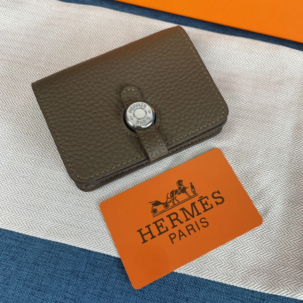 Hermes AAA Quality Wallets For Women Durable 4531