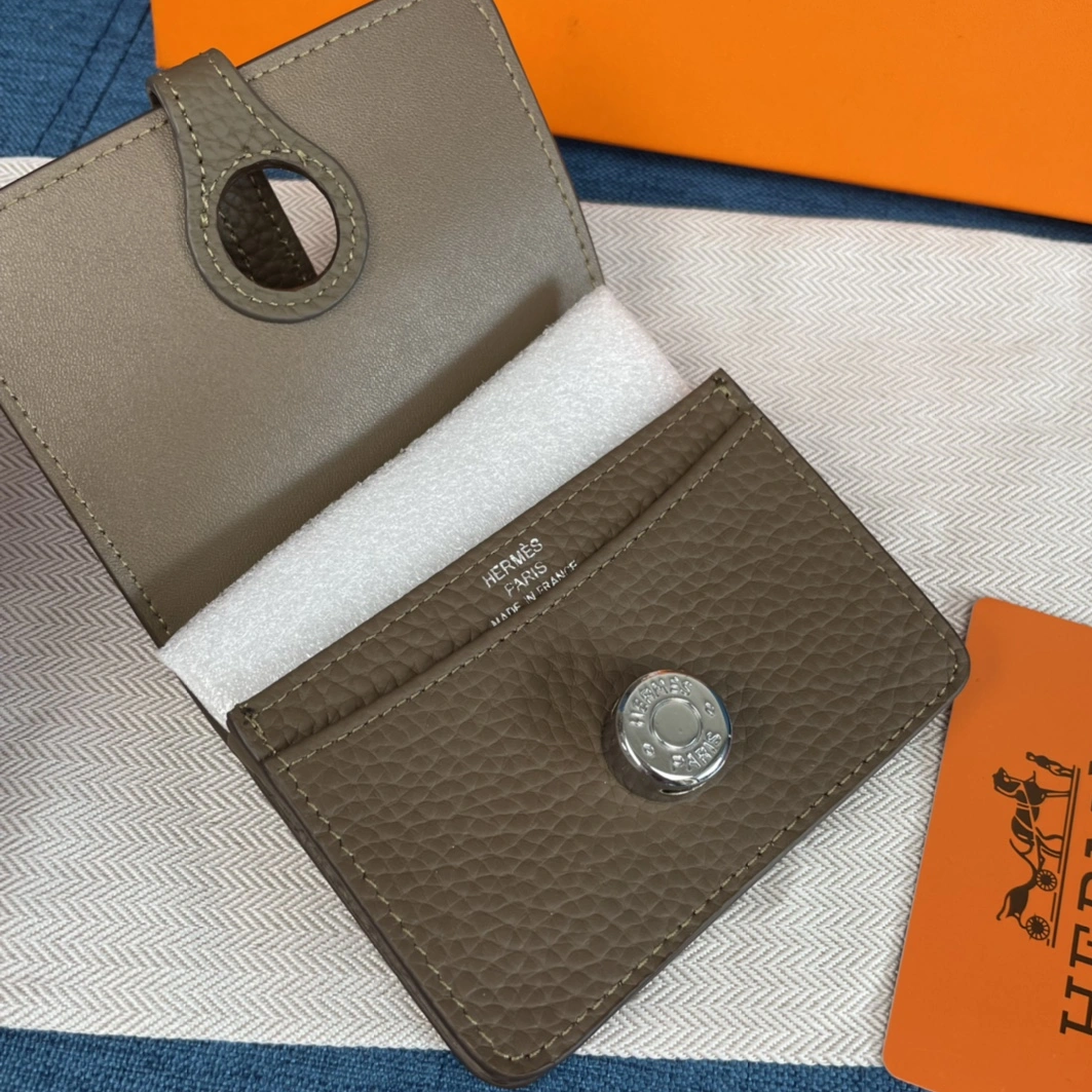 Hermes AAA Quality Wallets For Women Durable 4531