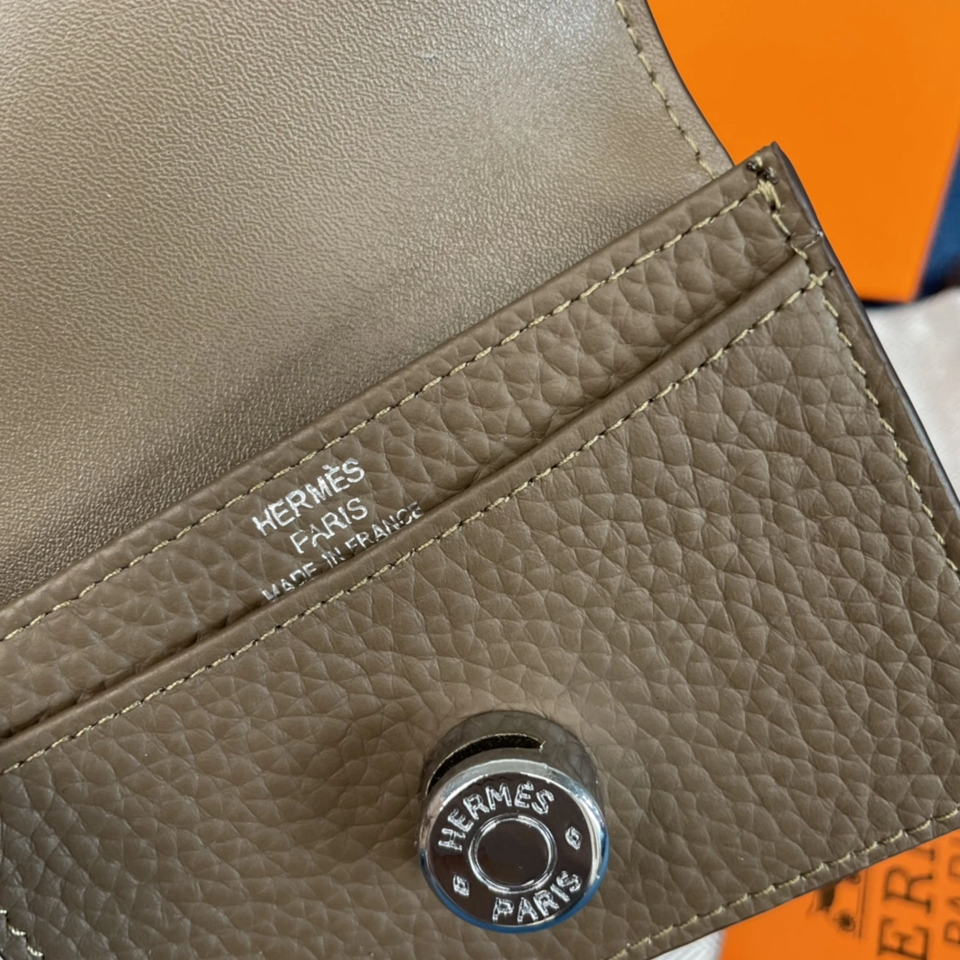 Hermes AAA Quality Wallets For Women Durable 4531