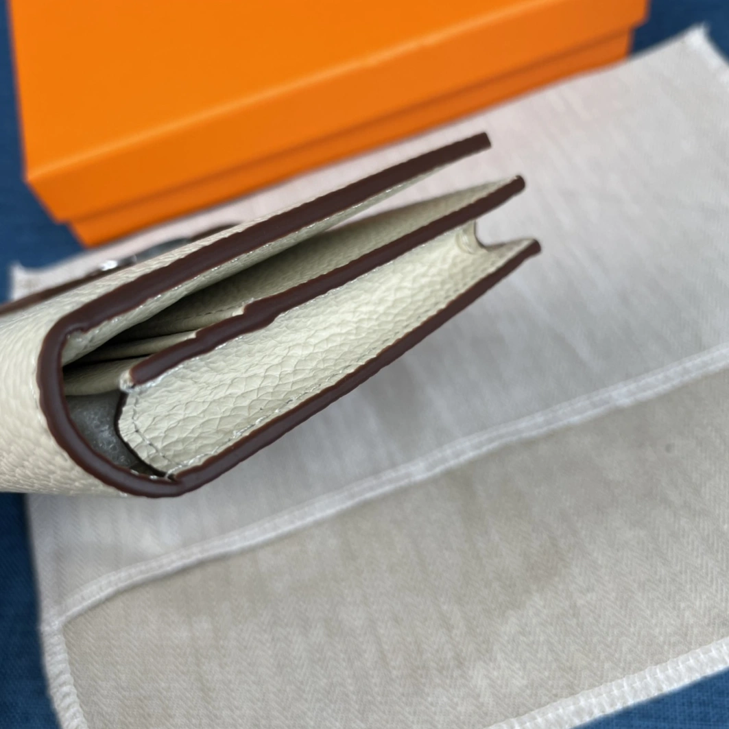 Hermes AAA Quality Wallets For Women Sleek 6966