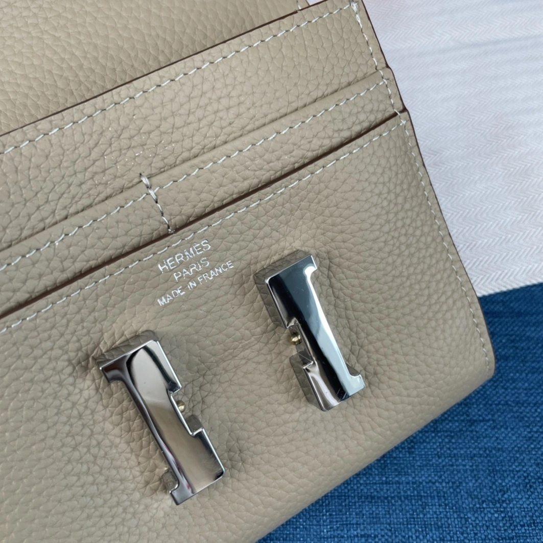 Hermes AAA Quality Wallets For Women Soft 8499