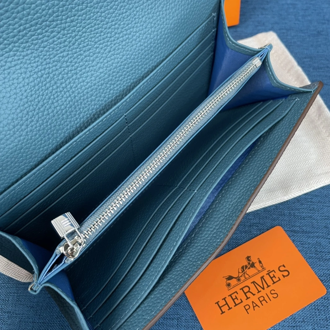 Hermes AAA Quality Wallets For Women Stylish 3389