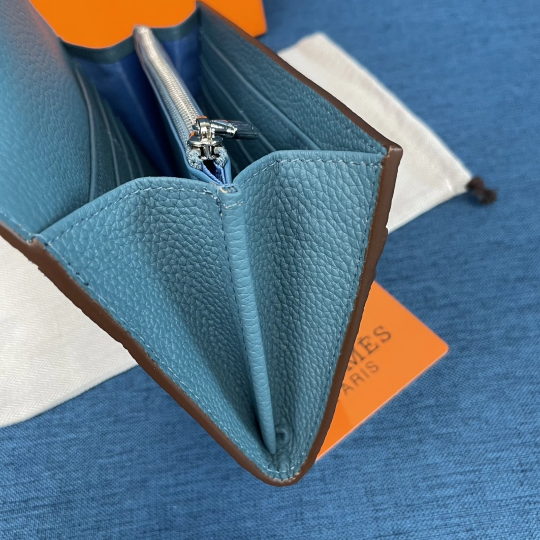 Hermes AAA Quality Wallets For Women Stylish 3389