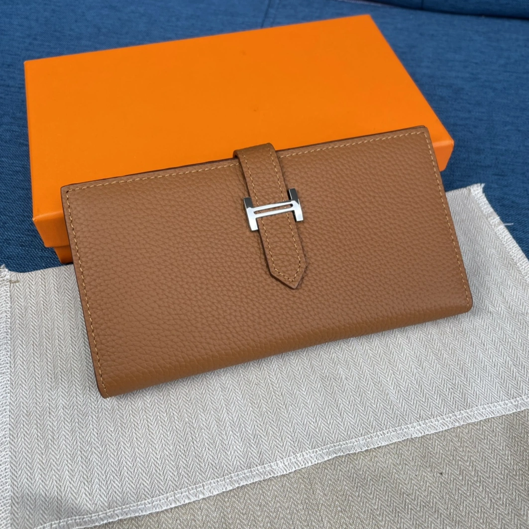 Hermes AAA Quality Wallets For Women Unique 208