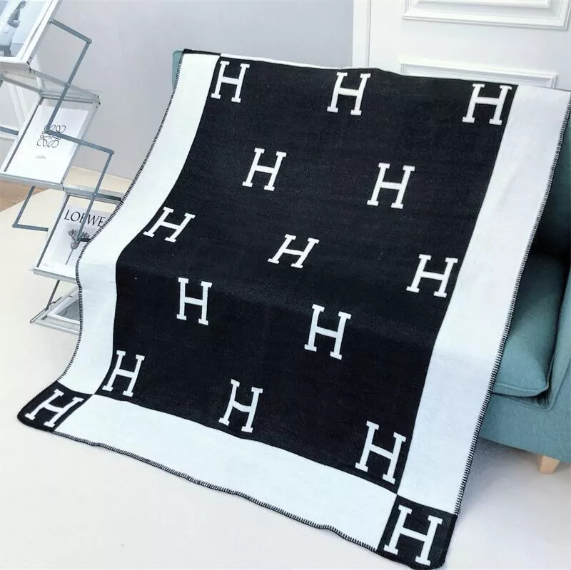 Hermes Blanket Durable 9177