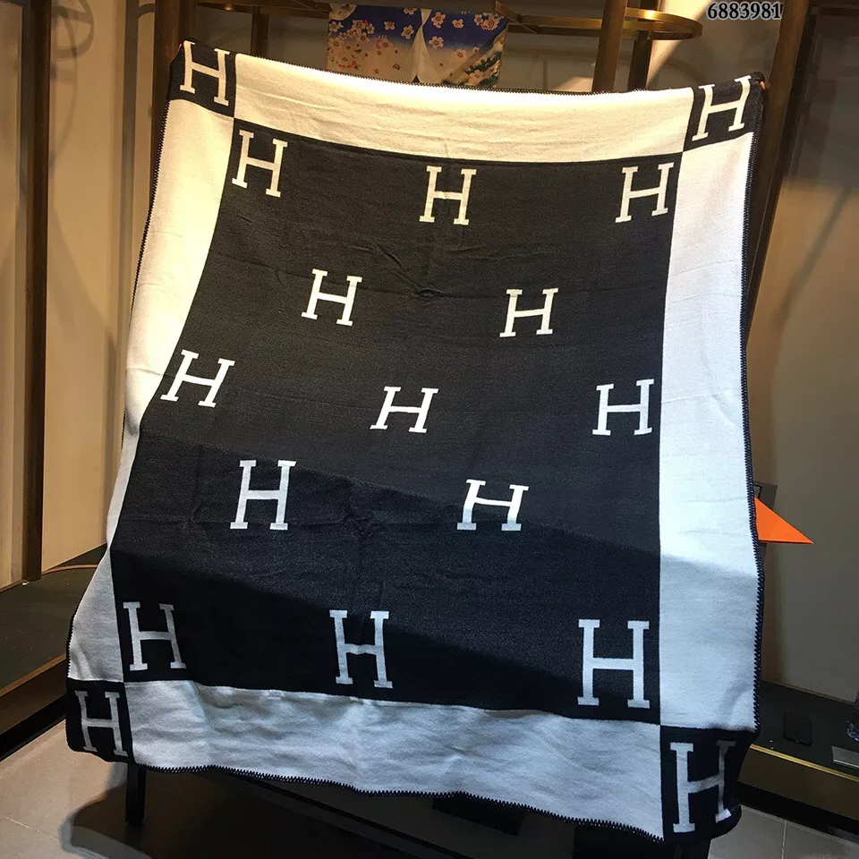 Hermes Blanket Durable 9177
