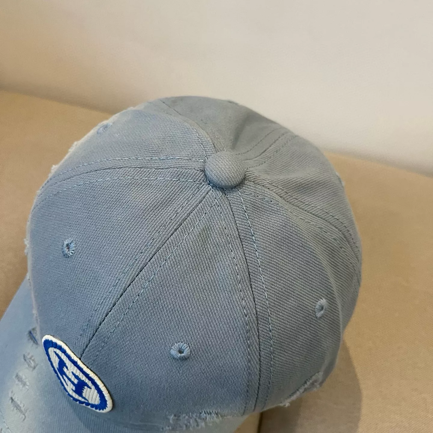 Hermes Caps Bright 8254