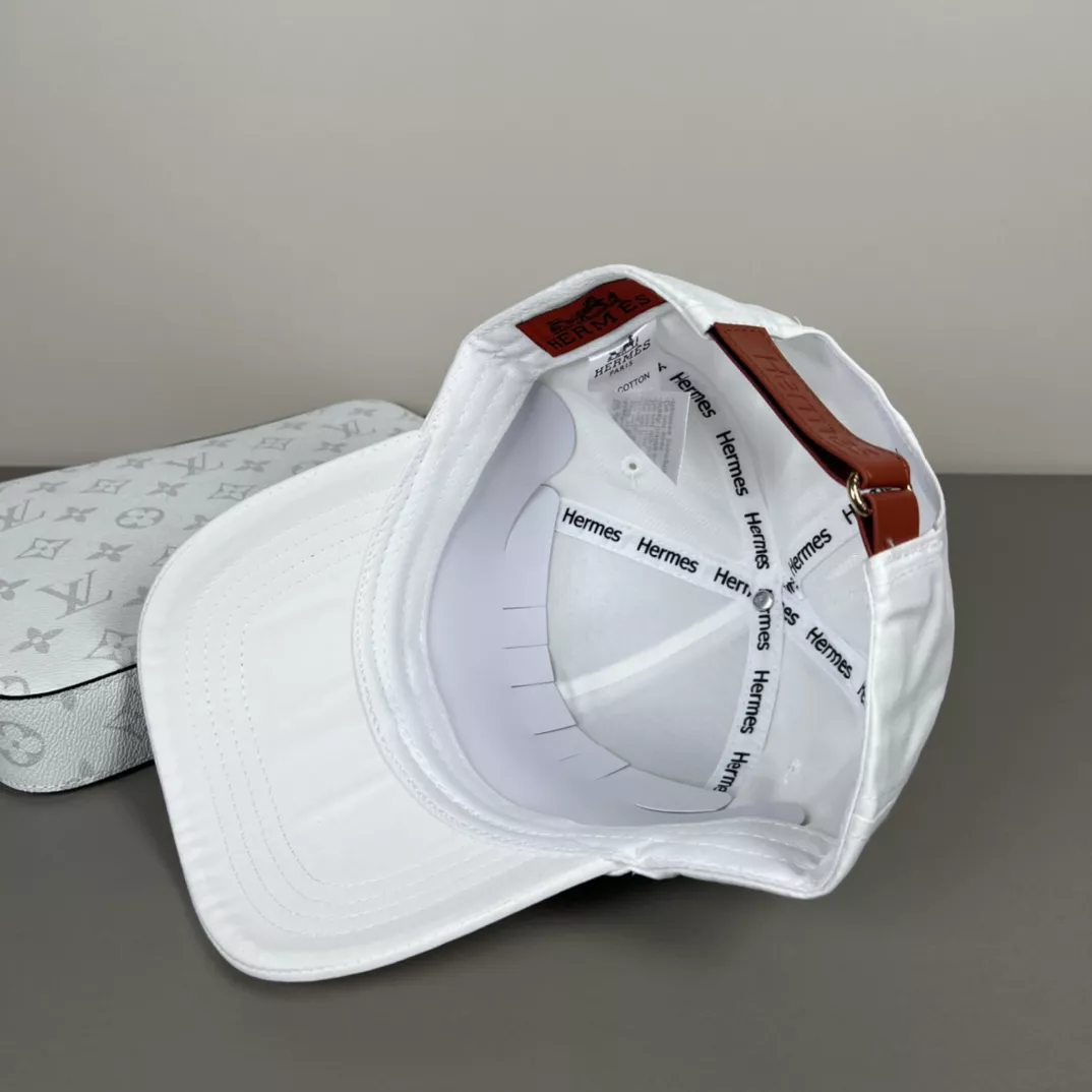 Hermes Caps Fashionable 3443