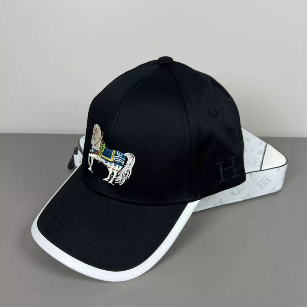 Hermes Caps Unique 3349