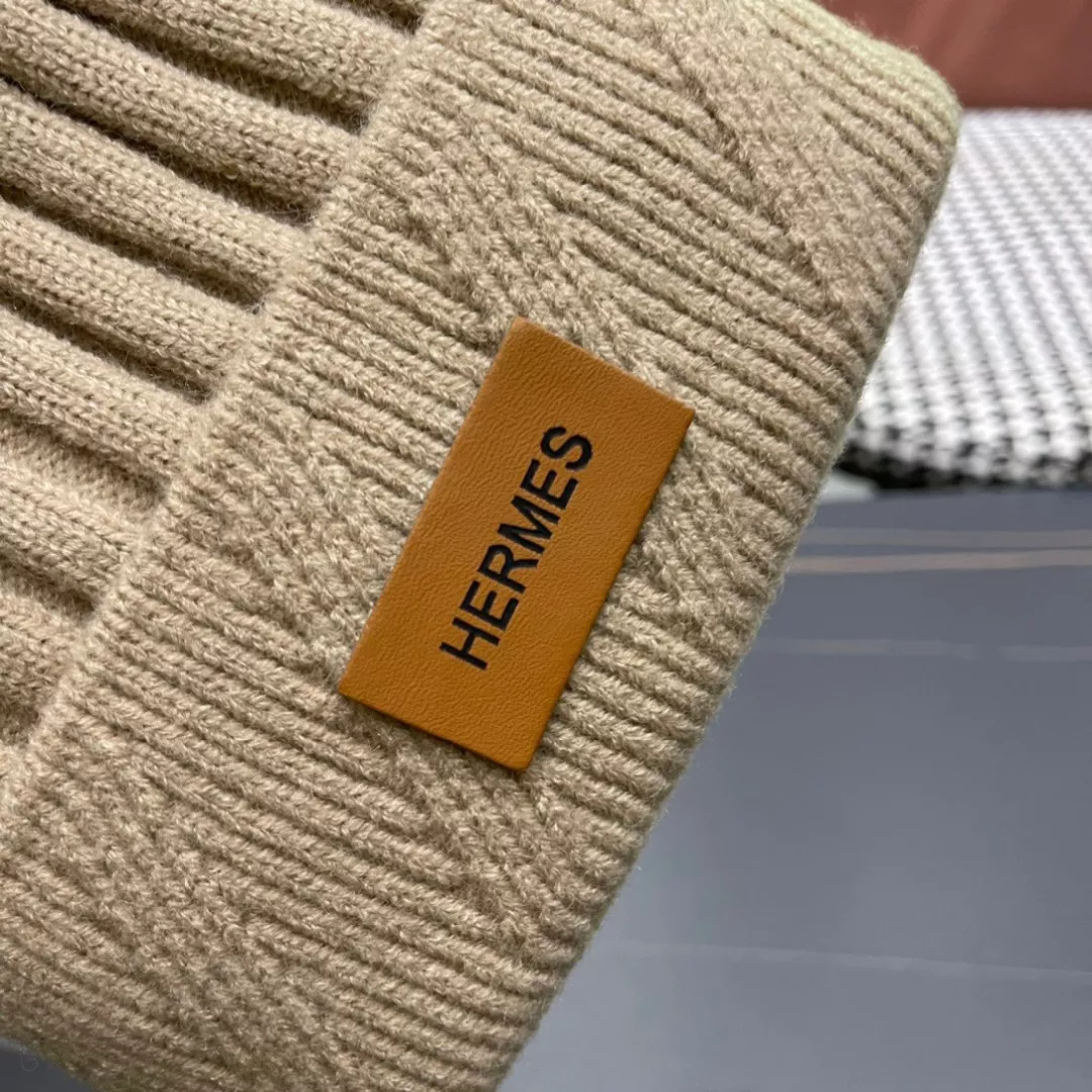Hermes Caps Versatile 2639