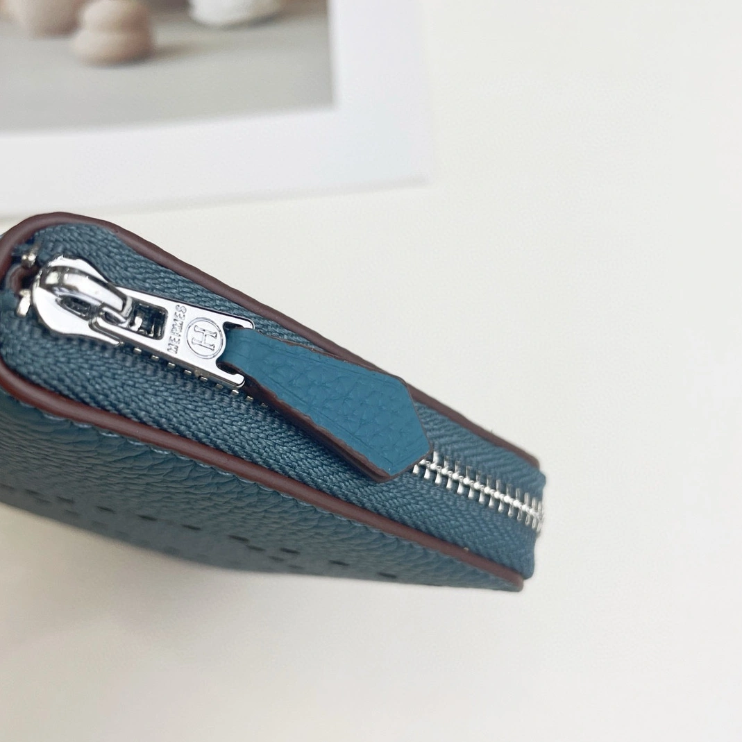 Hermes Card Case For Women Minimalist 2406