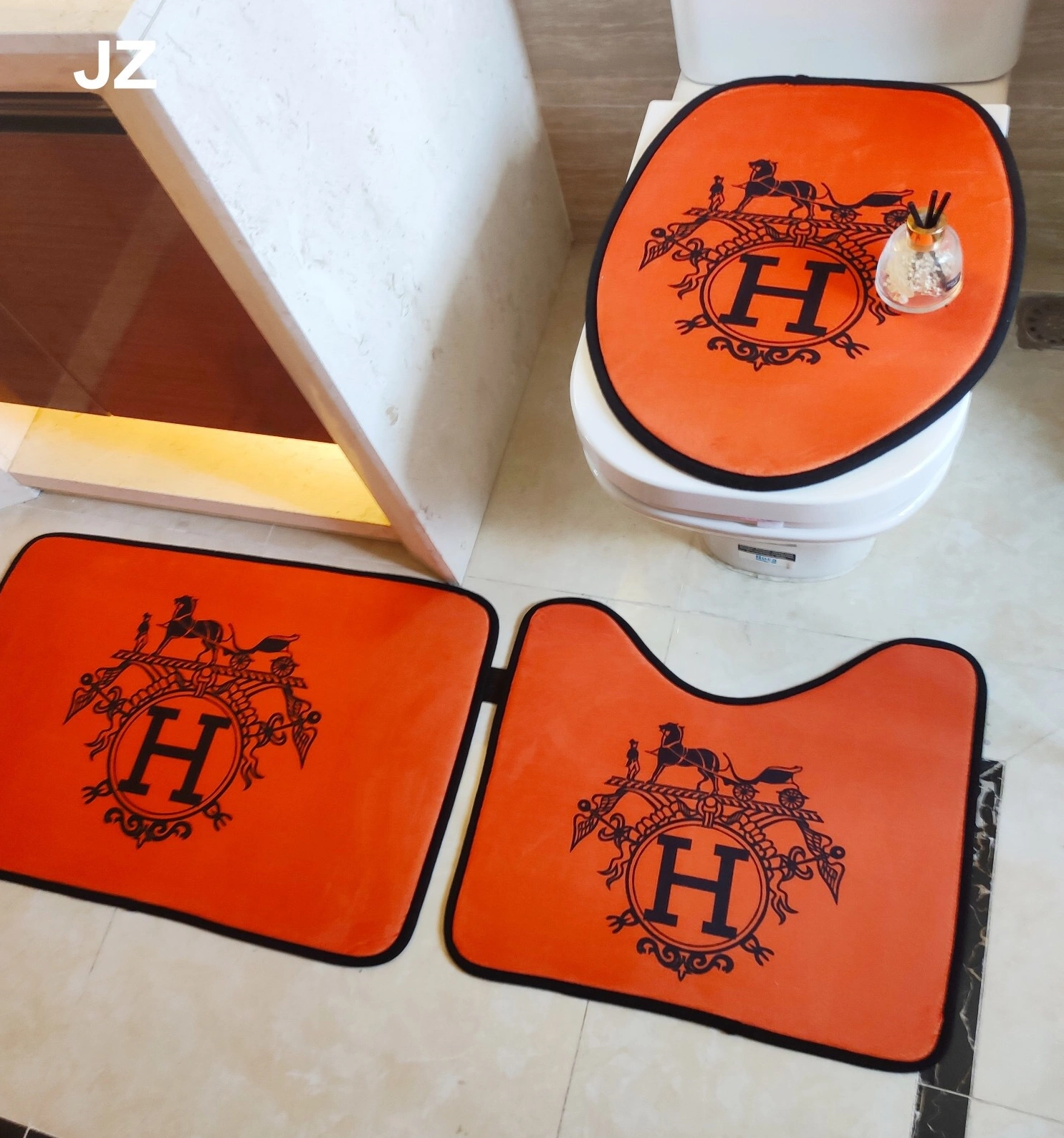 Hermes Carpets Unique 1615