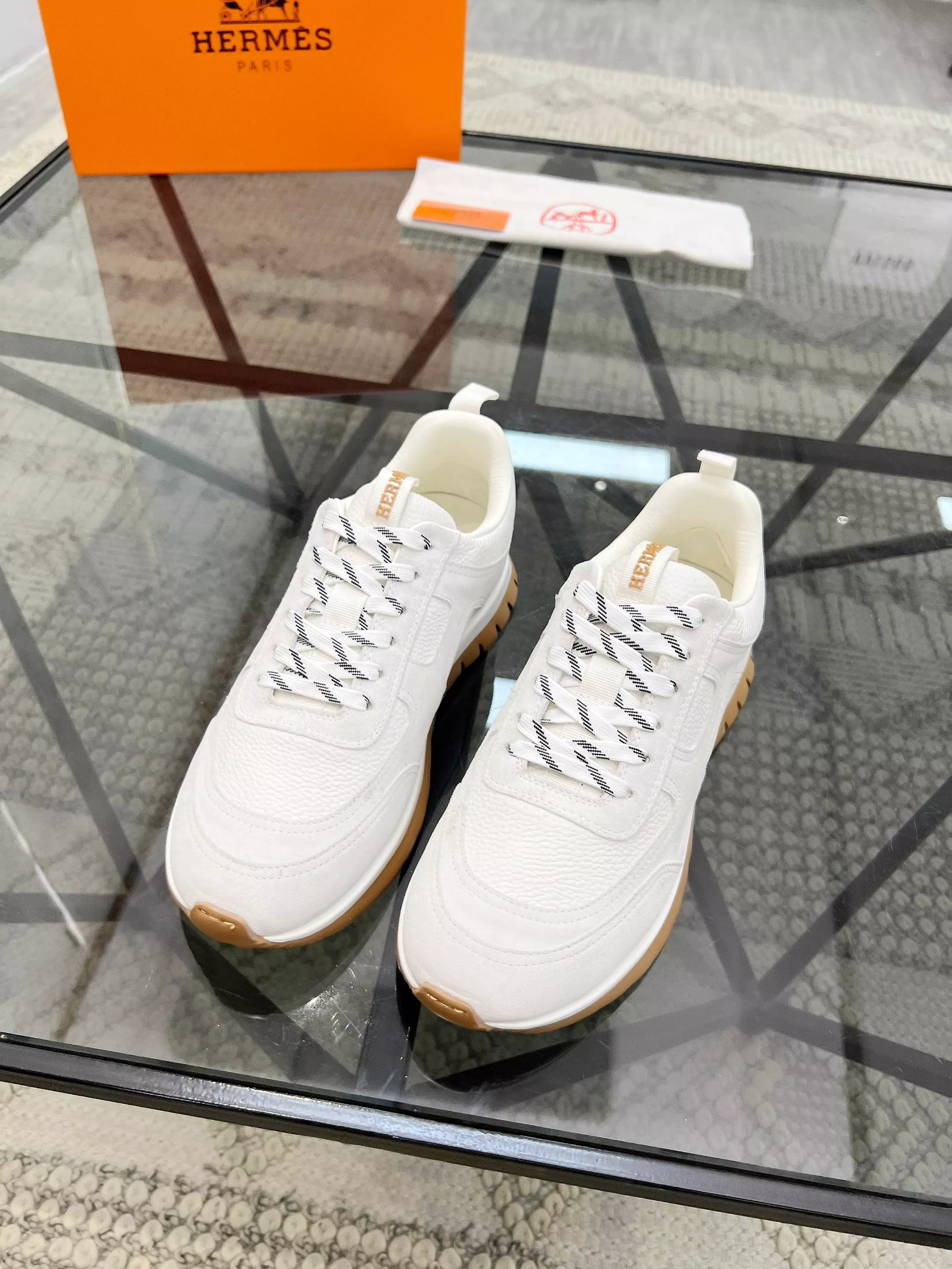 Hermes Casual Shoes For Men AllSeason 2556