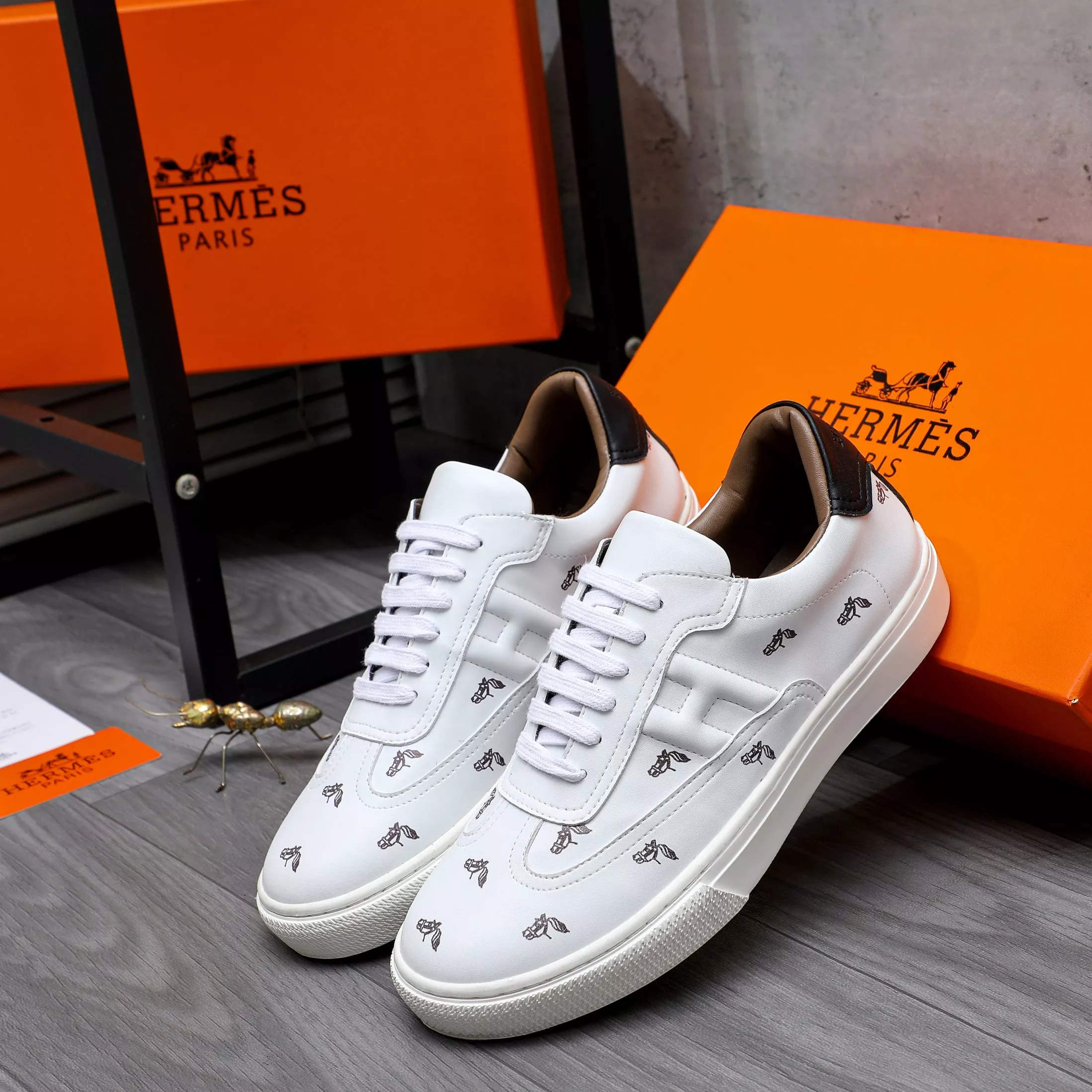 Hermes Casual Shoes For Men Bright 5643
