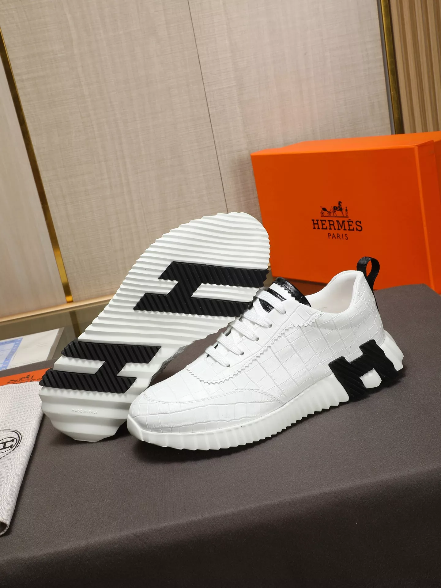 Hermes Casual Shoes For Men Durable 4662