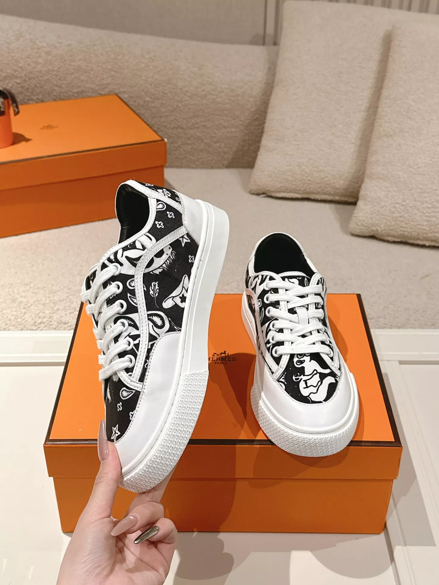 Hermes Casual Shoes For Women GoAnywhere 966